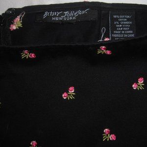 Betsey Johnson Capri Pants